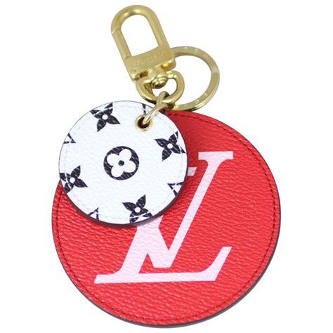 louis vuitton key holder charm